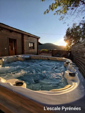 Le Chalet jacuzzi et Détente 4 Étoiles